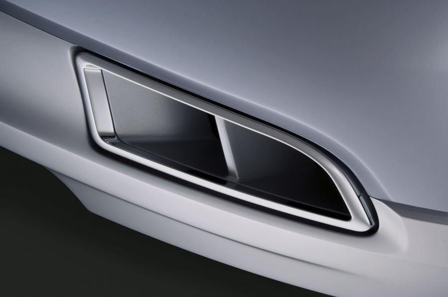 Детали экстерьера Chrysler Nassau Concept 2007 года  (фото 40 из 45)